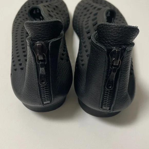 ARCHE LEATHER FLATS size 42 - Picture 4 of 9